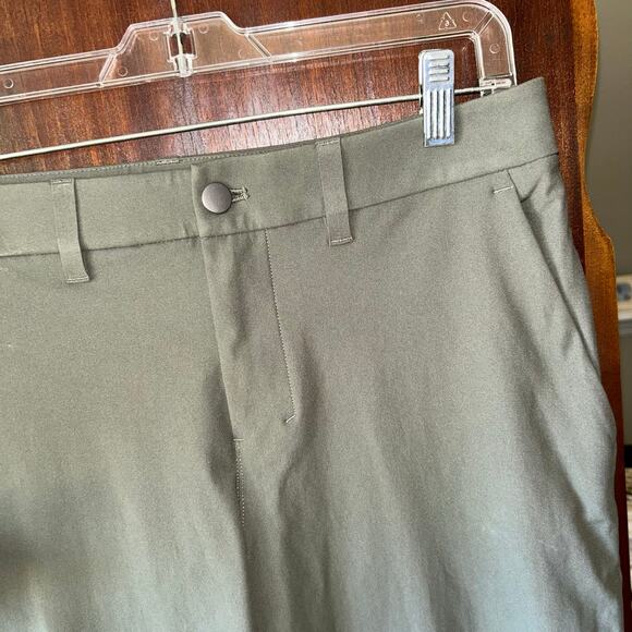 Lululemon Commission Pants M5A73S Tapered Green Mens Sz 30 29” inseam - Picture 3 of 7